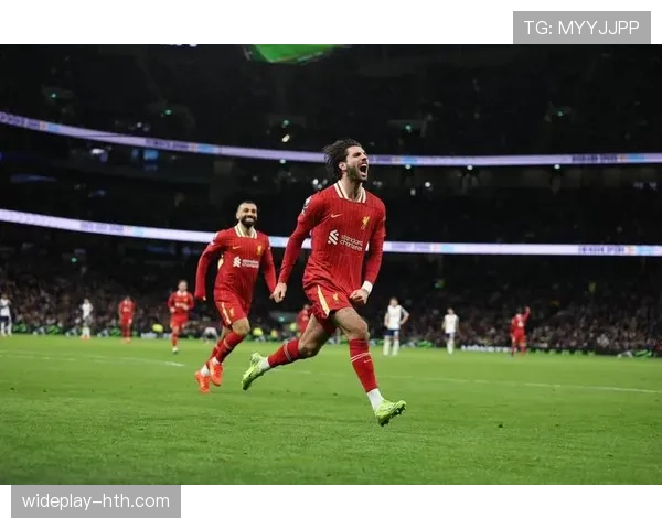 索博斯洛伊远射再现精彩绝技，成为球队进攻新利器