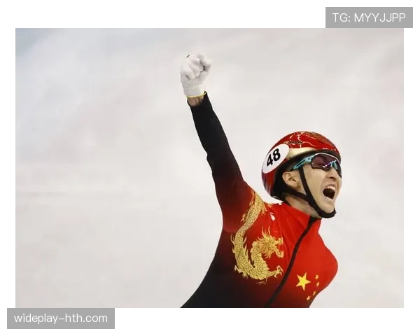 武大靖家里冰箱贴全是金牌,电费比咱工资还高 武大靖家里冰箱贴全是金牌,电费比咱工资还高